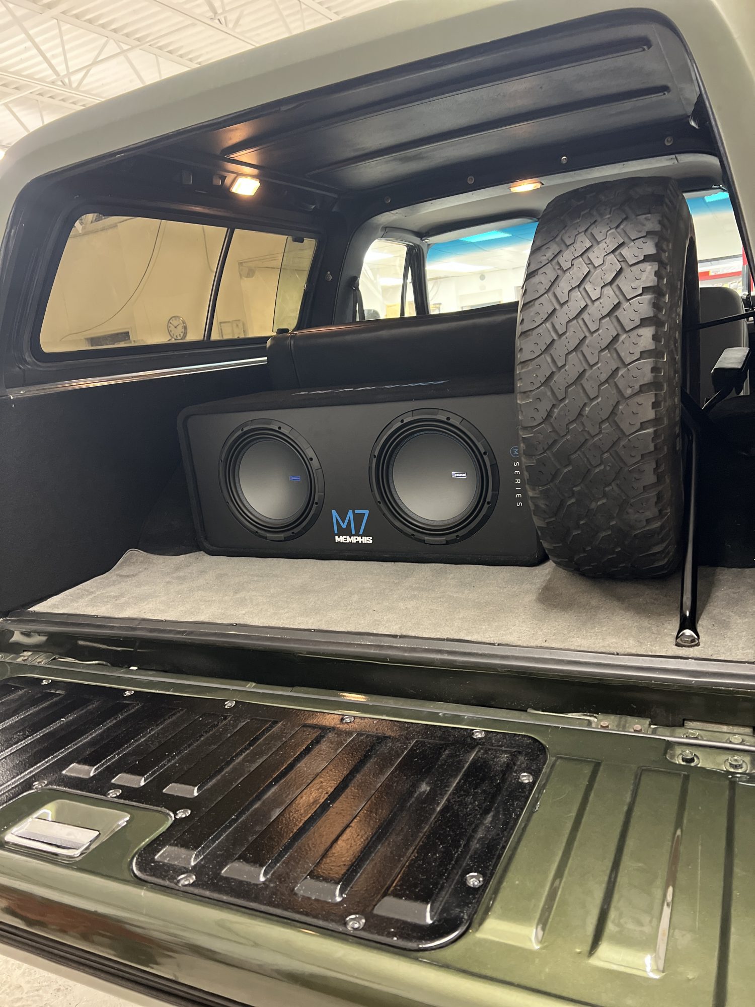 Car Audio Project K5 1986 Chevrolet Blazer K5 Audio Upgrade