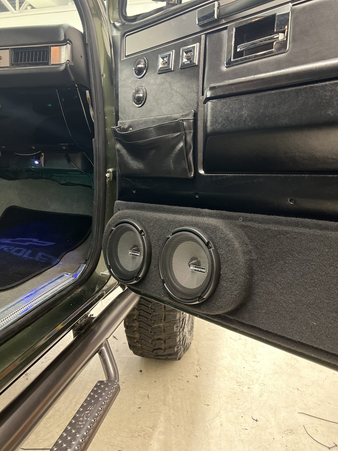 Car Audio Project K5 1986 Chevrolet Blazer K5 Audio Upgrade