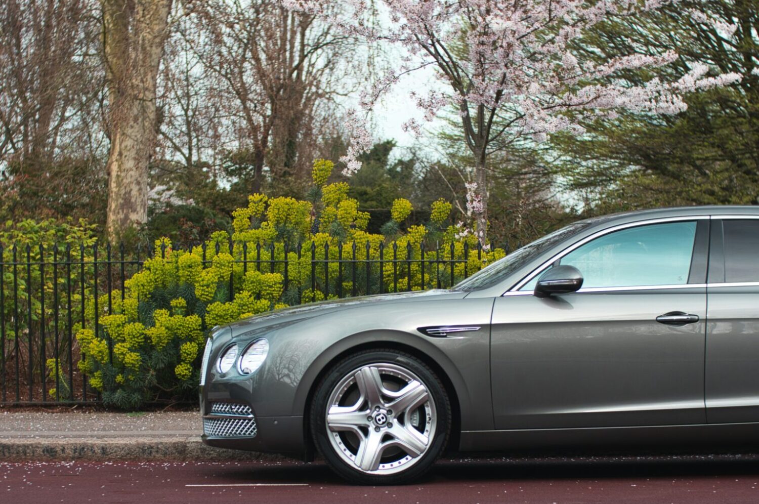 Schedule your automotive window tinting now before the spring rush begins. Enjoy premium service, preferred scheduling, and immediate benefits without the extended wait times.