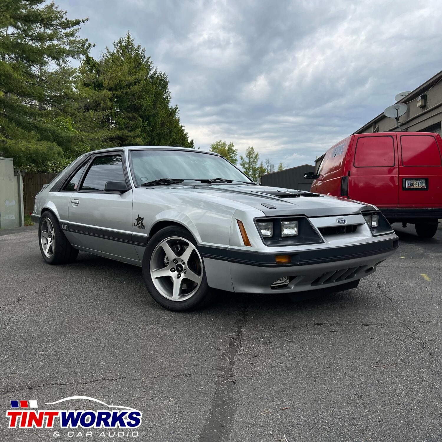 Looking for car audio installation in Powell, Ohio? Tint Works offers speakers, subwoofers, and amps built for Central Ohio drivers.